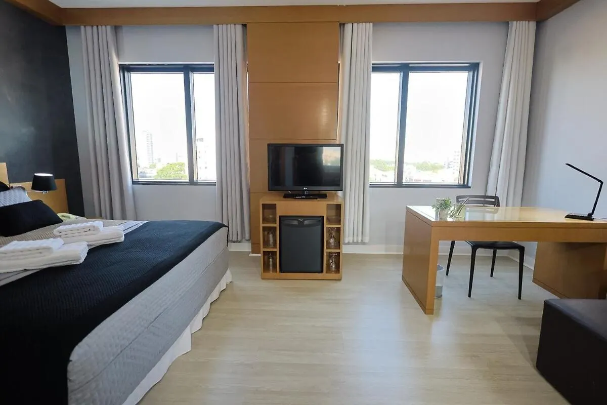 Suite Home Office 0*, São Paulo Brasil